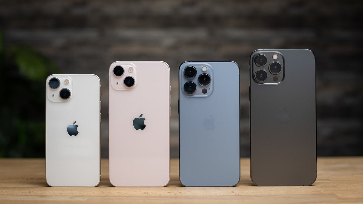 Chip shortages won't stop Apple from breaking its own revenue records, analyst says