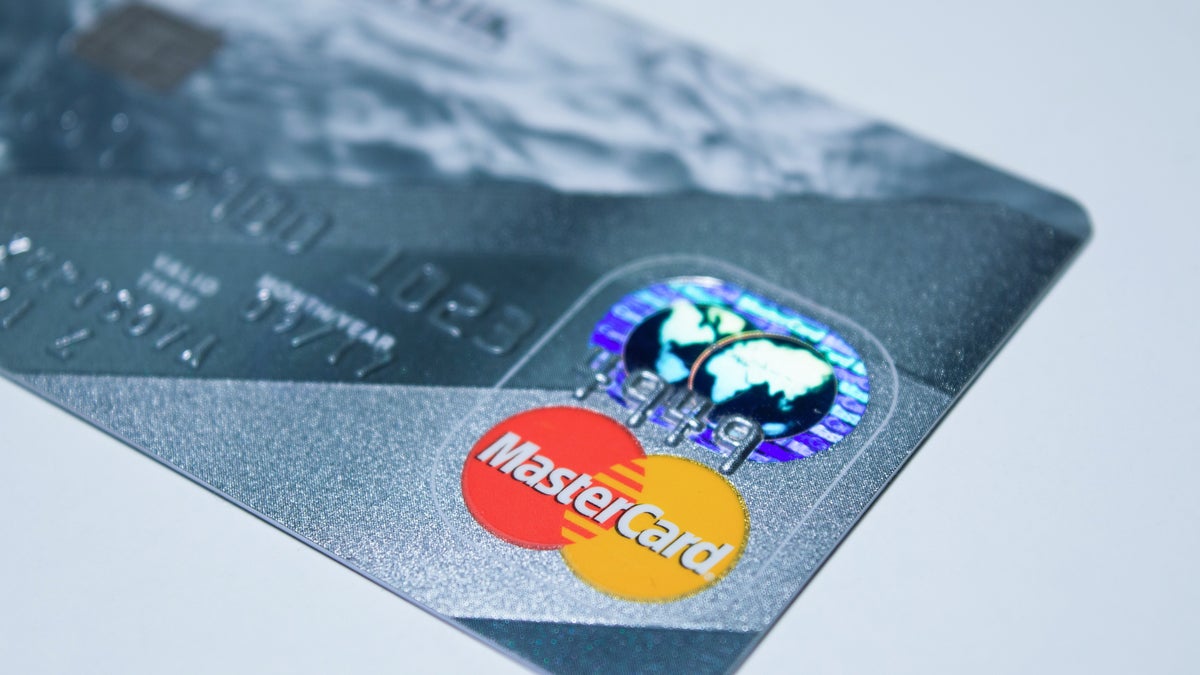 Soon we may be using more secure payment cards thanks to Samsung