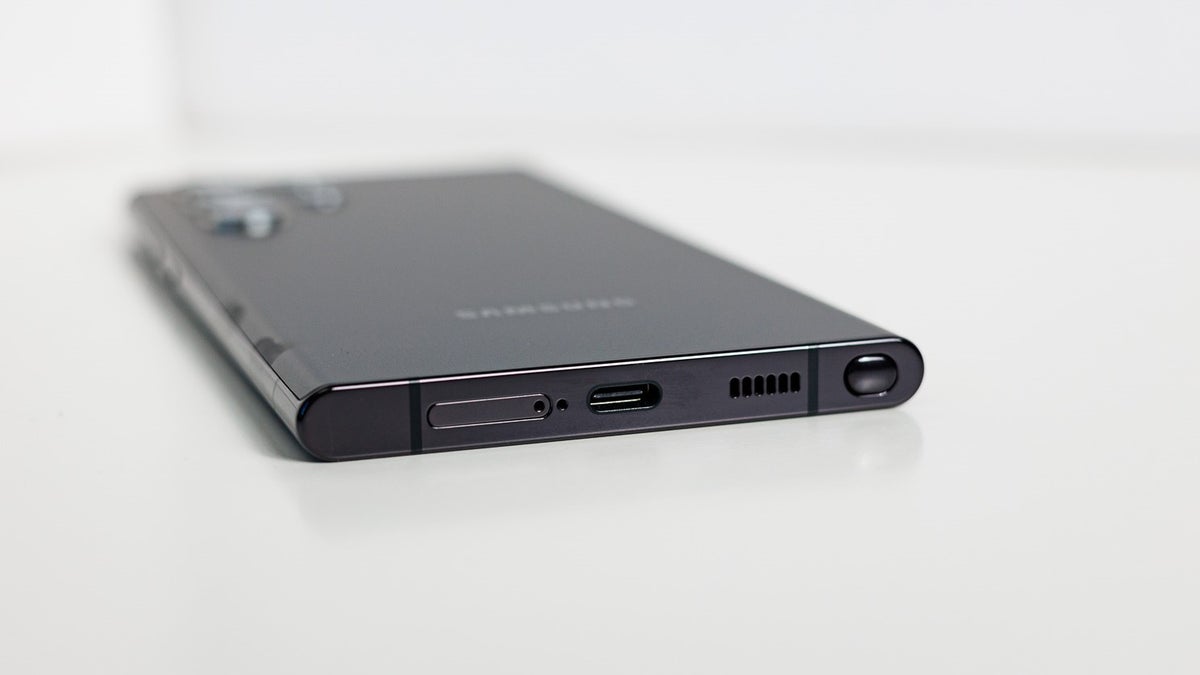 Does the Galaxy S22 have an SD card slot? PhoneArena