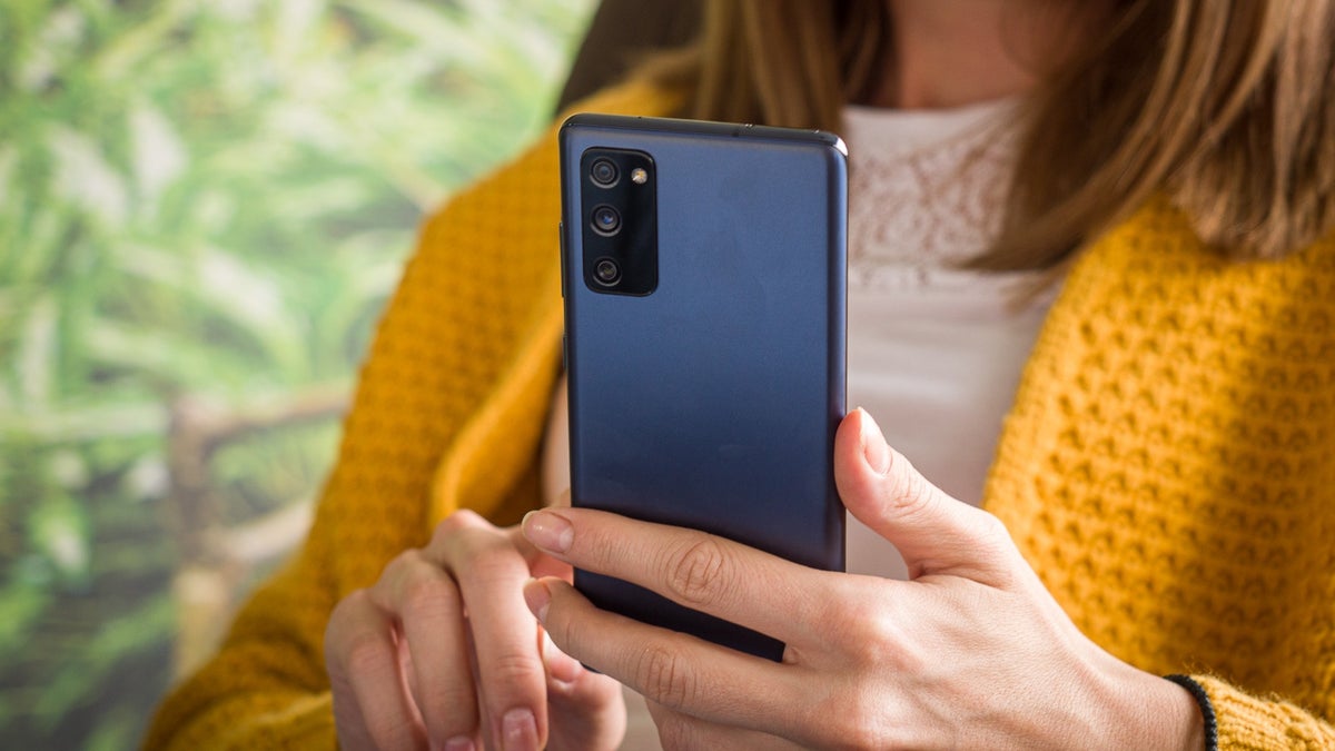 Amazon makes Samsung's Galaxy S20 FE 5G great again with huge new discount