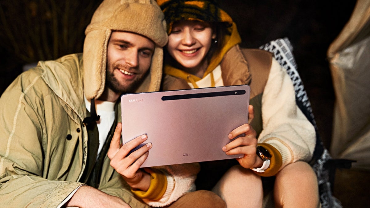 Samsung Galaxy Tab S8 and S8 Plus are here packing the Snapdragon 8 Gen 1