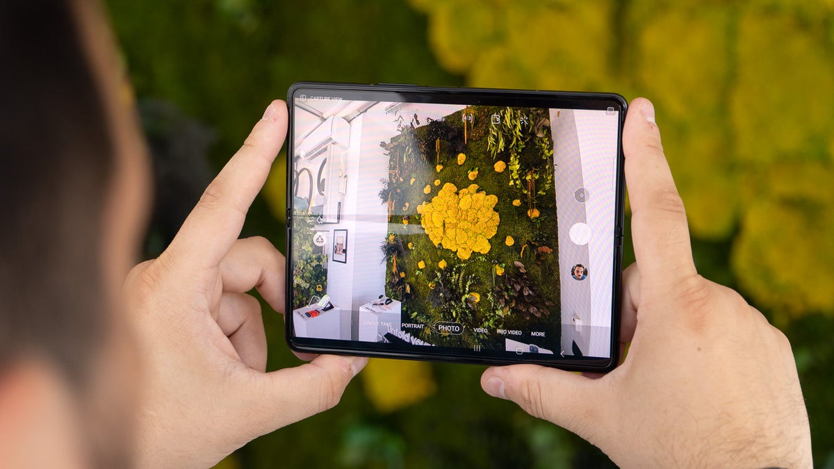 The iPhone 14 and Galaxy Z Fold 4 to have a novel Samsung tech in common