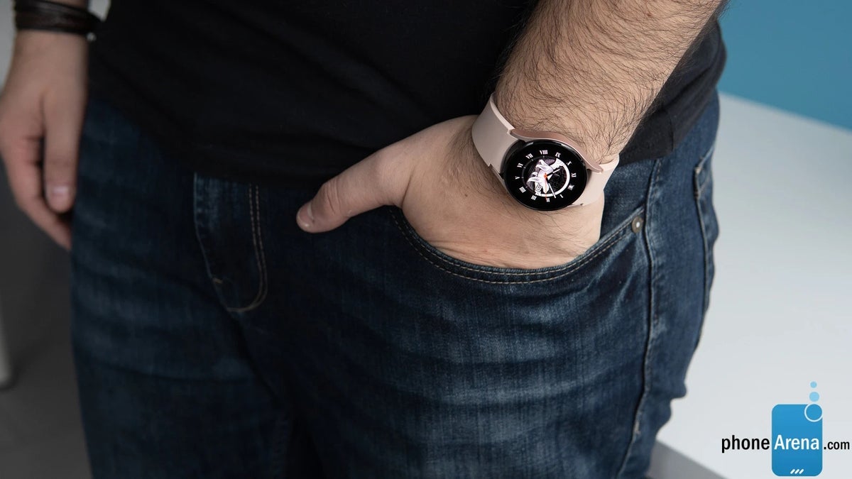 Samsung's exquisite Galaxy Watch 4 drops to a new all-time low price in two colors