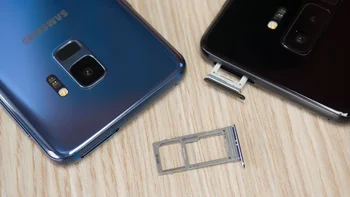 Vote now: Does your phone have a microSD slot and/or a 3.5mm audio jack?