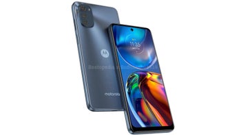 Leaked renders hint at an upcoming low-cost Motorola phone with no jack