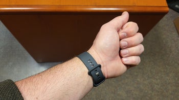 Redditor finally tries on Pixel Watch, says it's 'most comfortable watch I've ever worn"