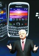 RIM courts developers and app-hungry consumers