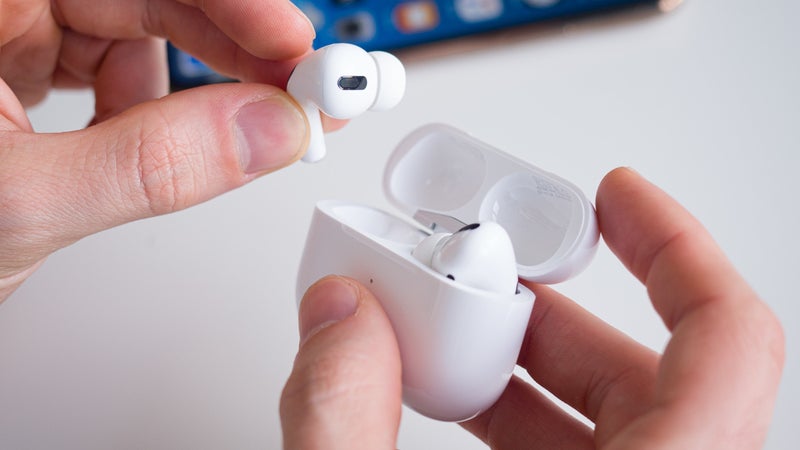 Loud noise heard over a pair of AirPods damages a boy's eardrum