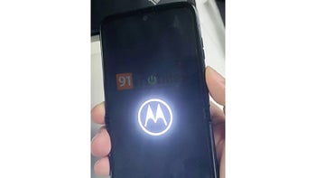 Motorola Razr 3 revealed in leaked video