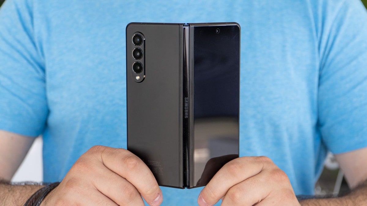 Latest Galaxy Z Fold4 specs leak will make Samsung fans frown
