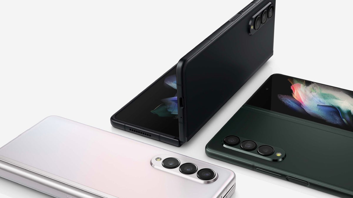 Rumors point towards a lighter Galaxy Z Fold 4