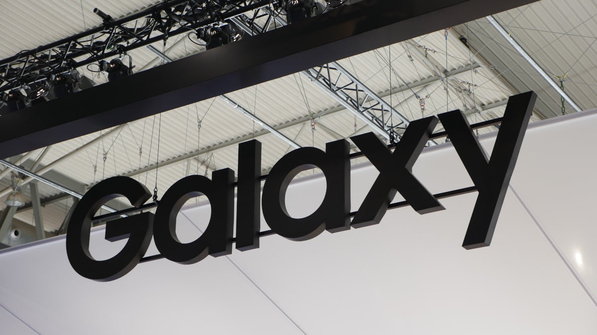 Samsung sued for using an algorithm that predicts remaining battery life on an Android phone