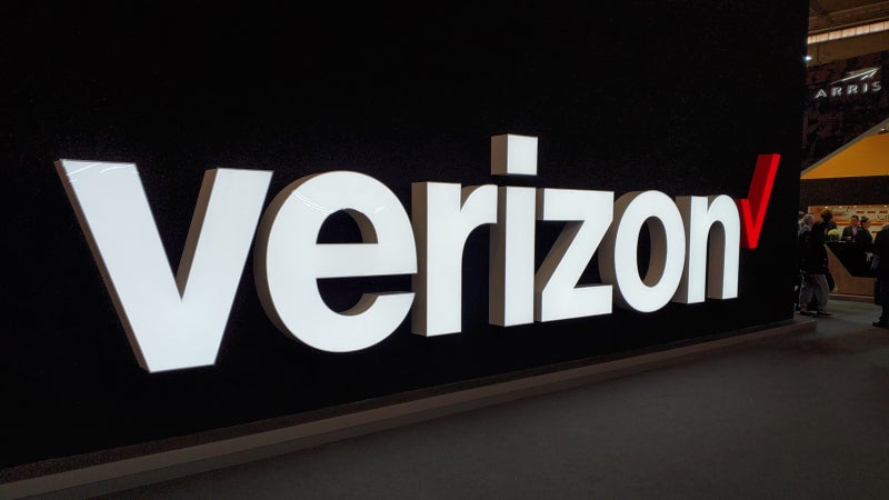 Verizon heavily cuts prices on 5G Home Internet plans for current customers