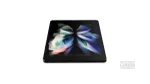 Side-by-side Galaxy Z Fold 3 and Fold 4 display images show a greatly improved crease