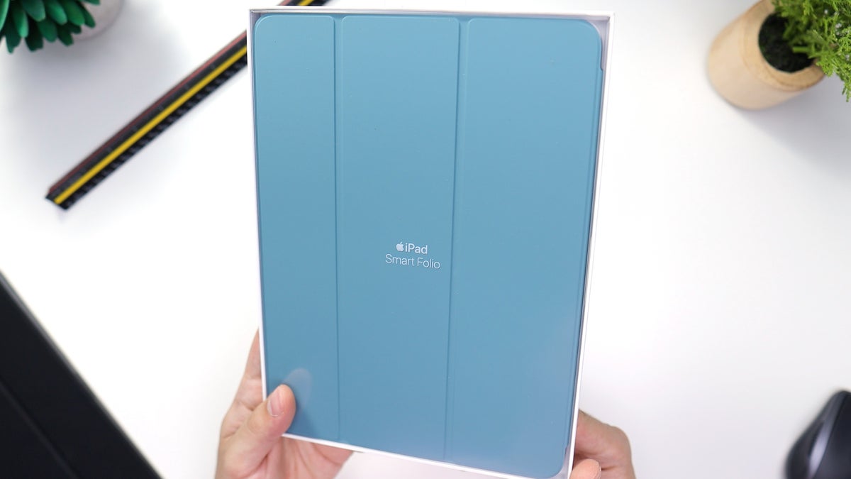 Apple’s Smart Folio covers for the iPad Pro now on sale with a 55% discount