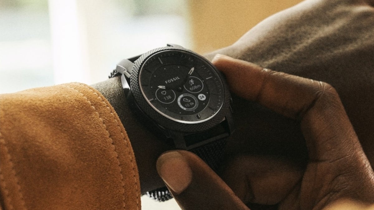 Fossil wearable store