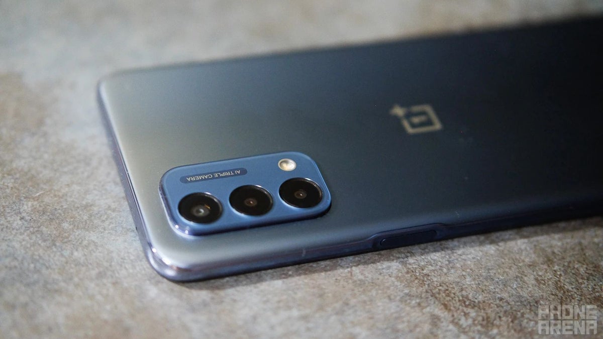 T-Mobile brings stable Android 12 goodies to its OnePlus Nord N200 5G