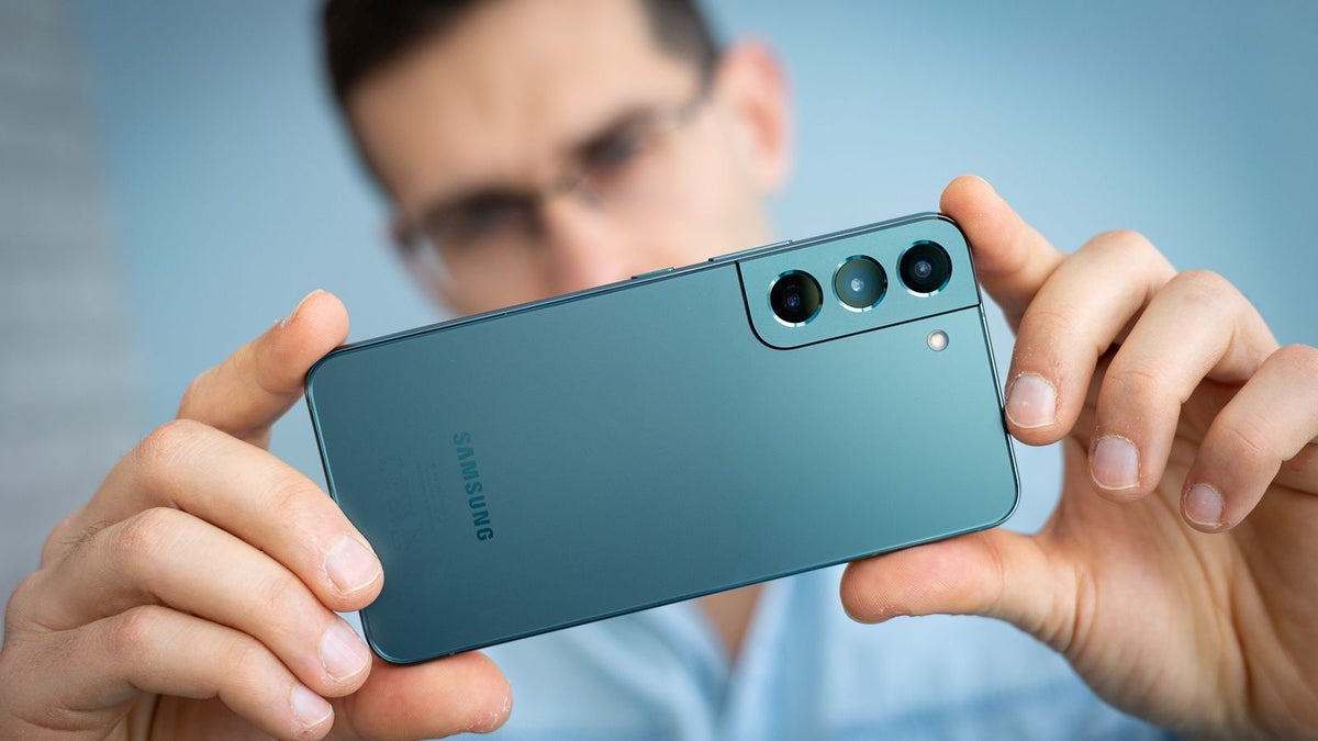 New report brings unexciting Samsung Galaxy S23 camera news
