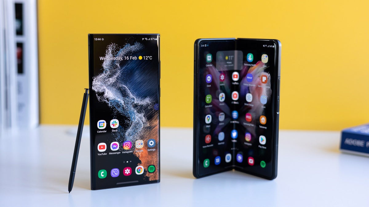 Samsung's phone earnings nosedive but it'll still earn $11 billion