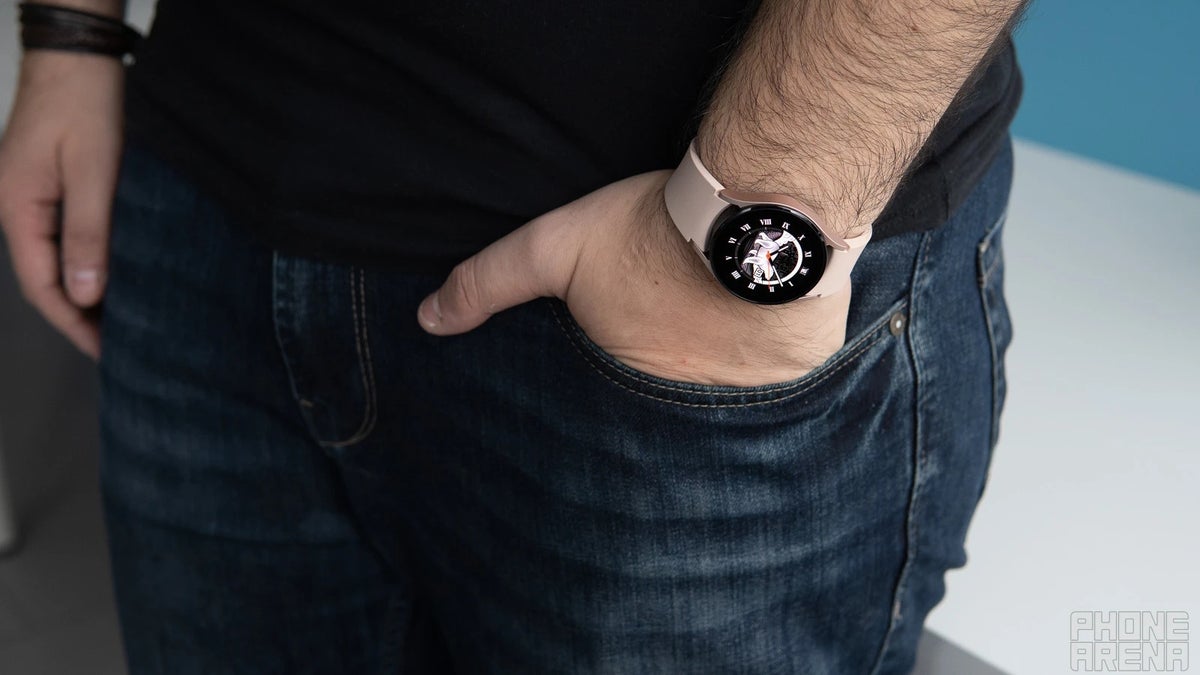 A bunch of Samsung Galaxy Watch 4 models are discounted by $100 and up (but not for long)