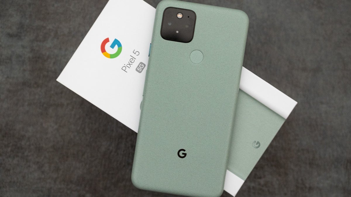 Google’s 5G Pixel 5 is alive and kicking, fetching a lower than ever price brand-new