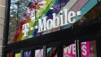 T-Mobile sets a company record for new postpaid accounts during Q2