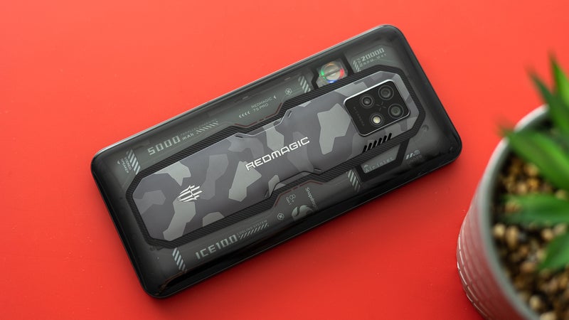 RedMagic 7S Pro gaming phone hands-on: turbofan, activate!