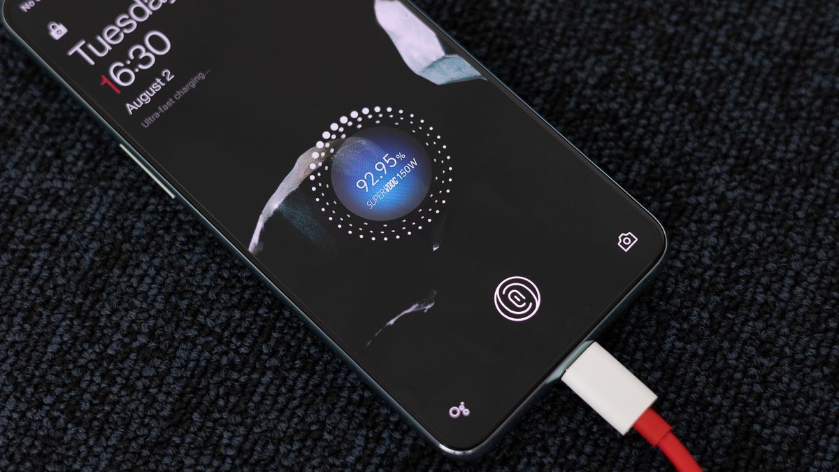 OnePlus 10T battery and charging: everything we know