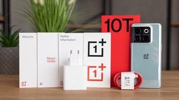 OnePlus 10T: What's in the box?