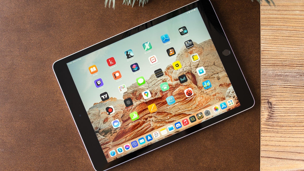 iPad 10.2 review: cheap, productive, and not the one you should buy -  PhoneArena