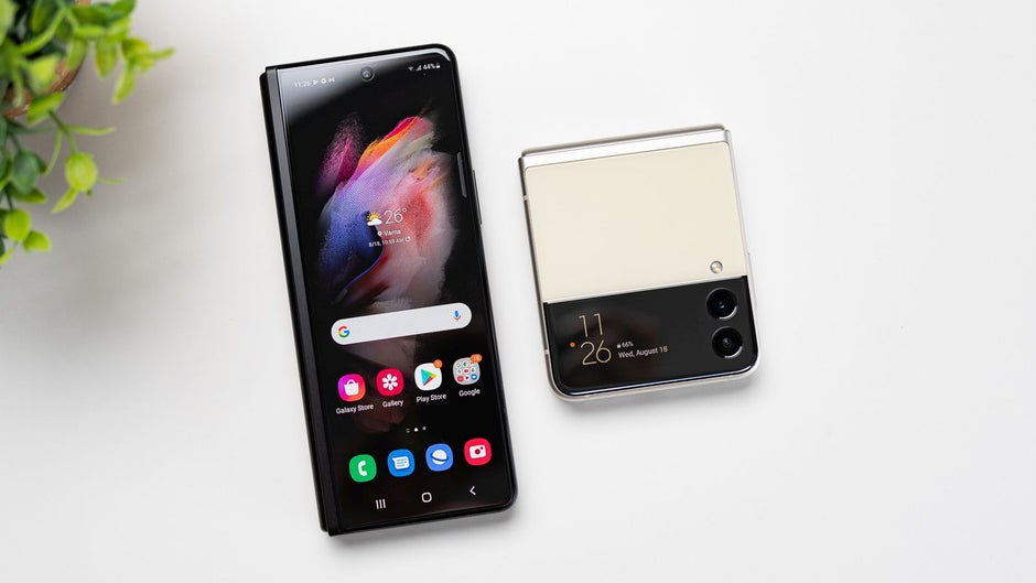 Samsung is limiting the Galaxy Z Flip 3 and ending the Galaxy Z Fold 3