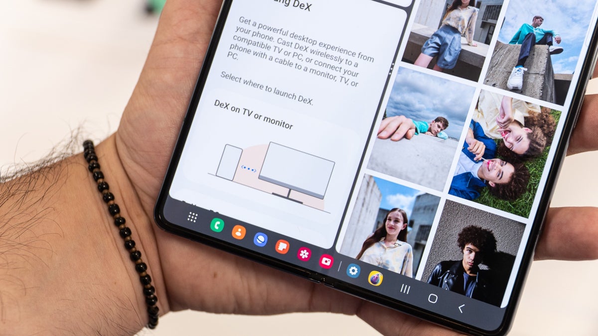Galaxy Z Fold 4's dock might come to older Folds with the upcoming One UI 4.1.1 update