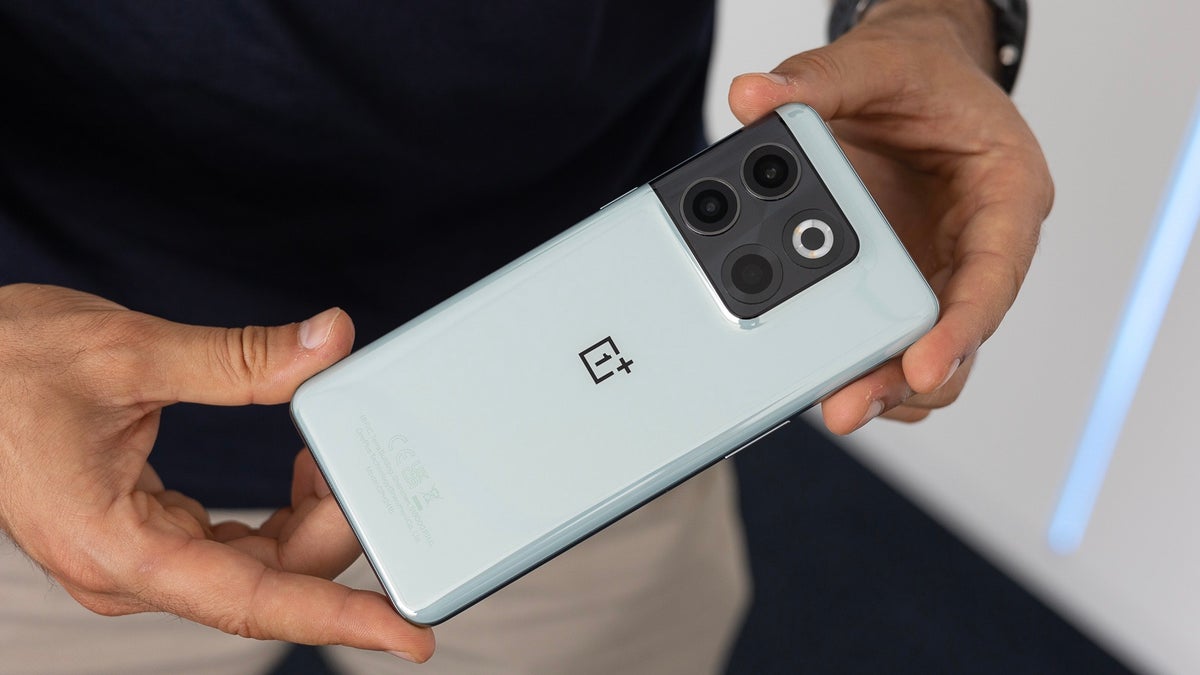 Another OnePlus smartphone fails to survive a bend test