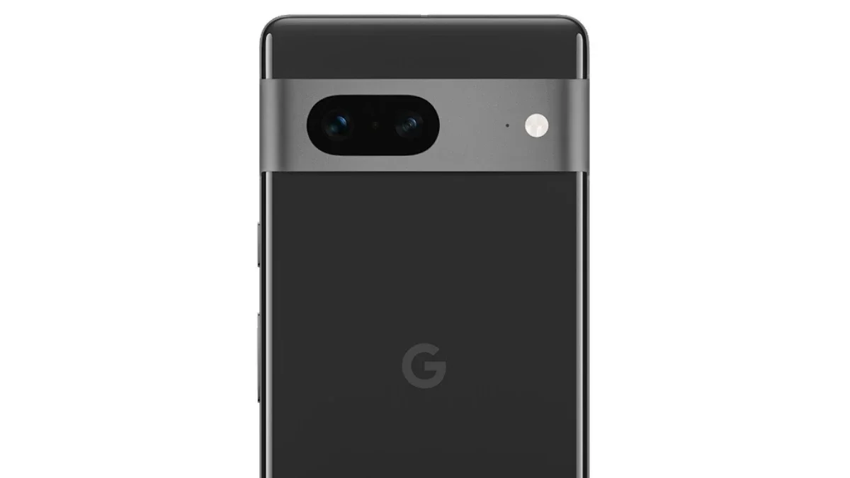 The new Pixel 7 series can fix your old blurred photos