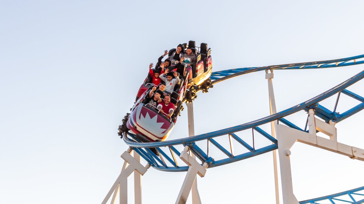 Bug iPhone 14 mengaktifkan Deteksi Kecelakaan dan menelepon 911 dengan pengguna di rollercoaster