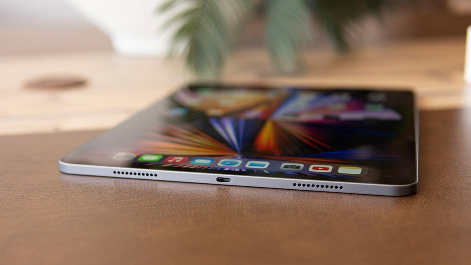 Apple working with new providers on new OLED technology for future iPads