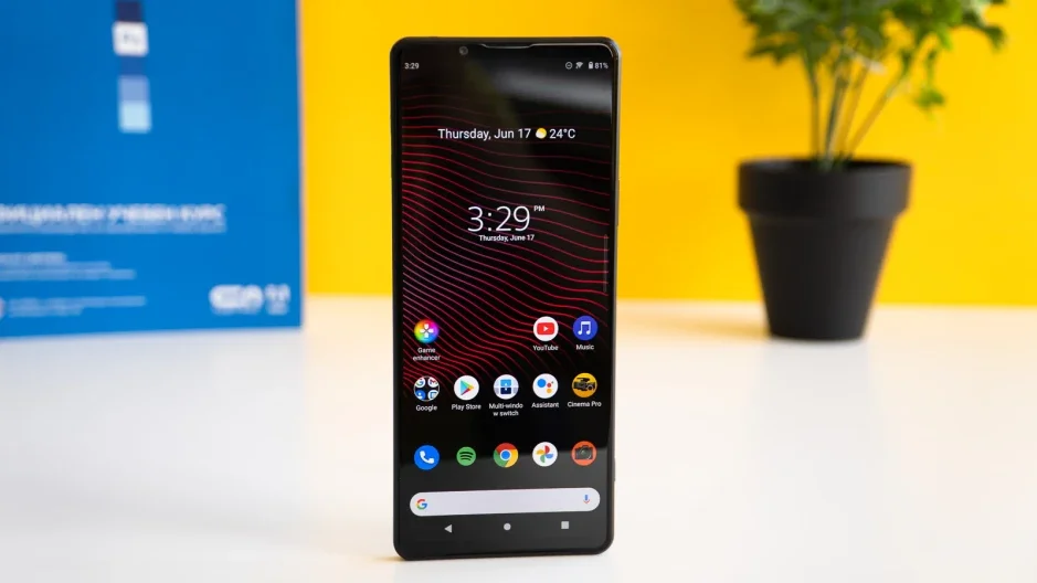 The Xperia 1 III is heavily discounted on Amazon – get some variable zoom magic for cheap now!
