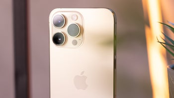 Reliable analyst tweets not to expect Apple to deploy an 8 element lens on the 2023 iPhones