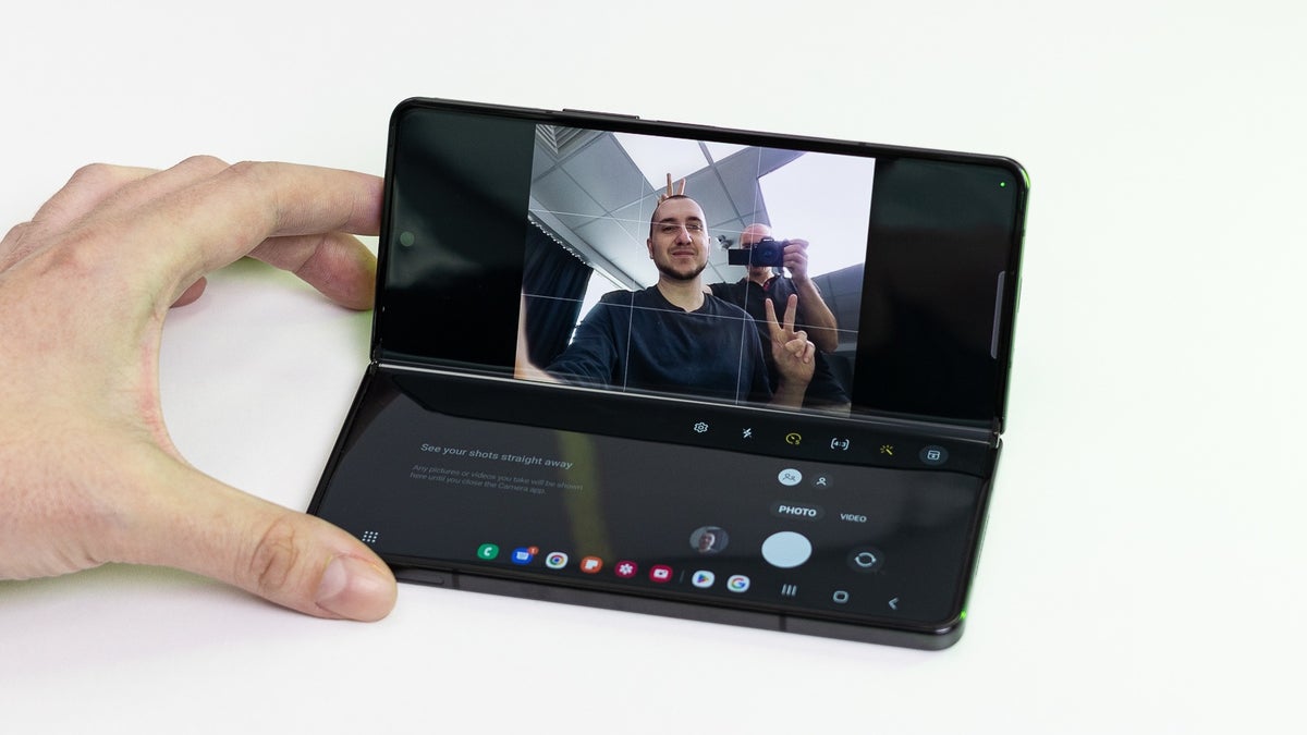 Samsung wants the Galaxy Z Fold 5 to come with a lighter body, better cameras, and S Pen slot