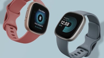 The recently released Fitbit Versa 4 smartwatch is on sale at an unbeatable holiday discount