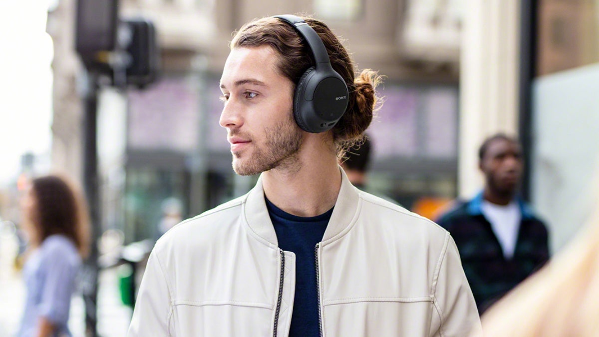 These noise-cancelling Sony wireless headphones are impressively affordable this Black Friday... season