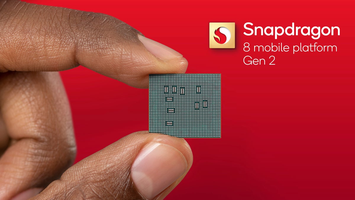 The First Snapdragon 8 Gen 2 Phone! 