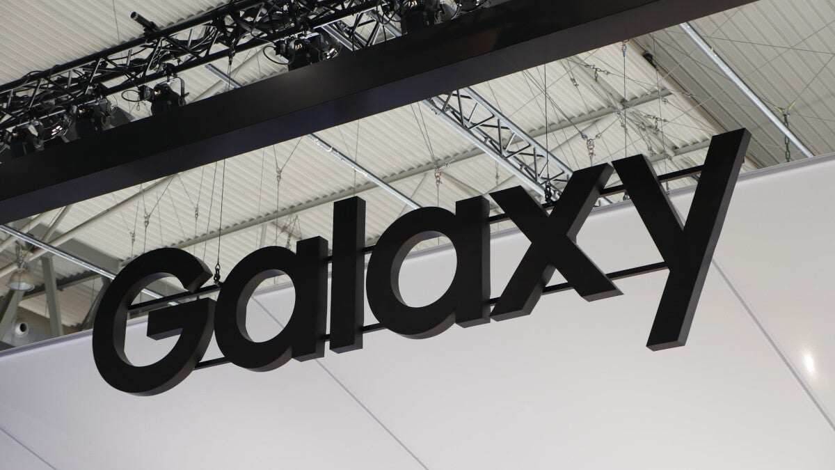 Samsung licenses 5G technology from Huawei possibly to improve its 5G mobile modems