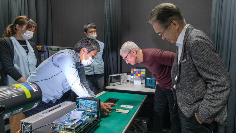 Apple CEO Tim Cook visits super secret Sony image sensor facility in Japan