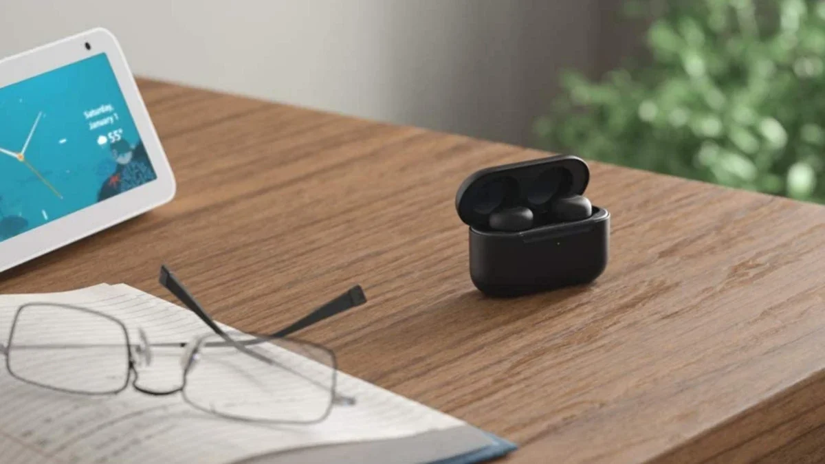 Make Alexa part of your life with this Echo Buds (2nd Gen) and Echo Dot (3rd Gen) deal