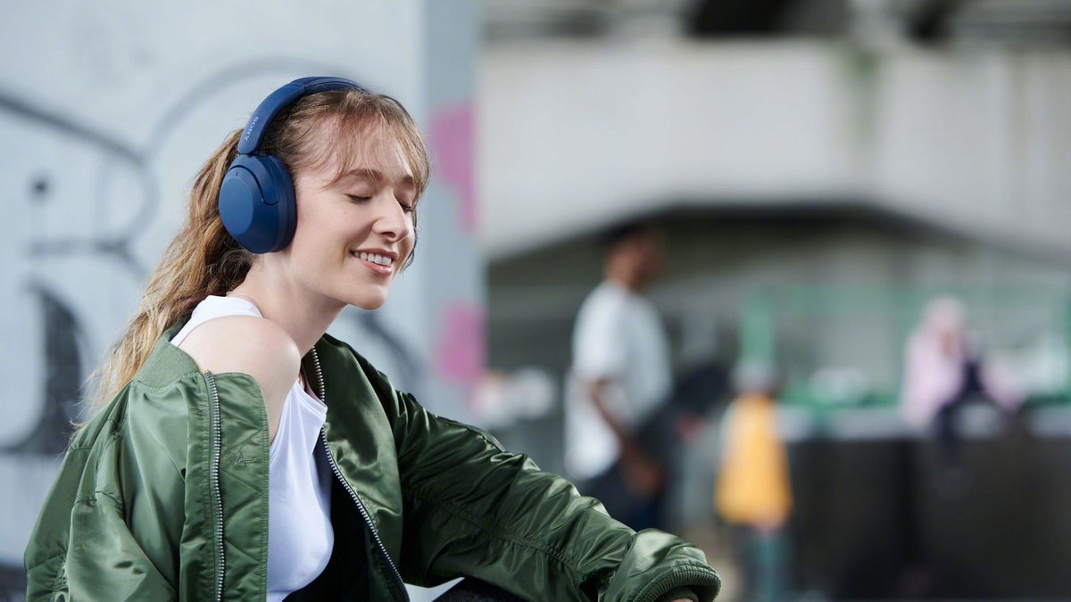 Get a pair of noise-cancelling headphones from Sony at half price now!