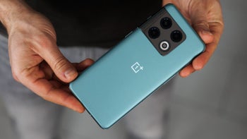 PSA: These snazzy OnePlus holiday deals are still live so don’t forget to unwrap them before Xmas!