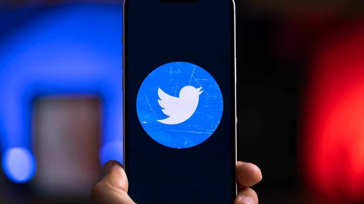 A Twitter Blue subscription can now be purchased for the year at a discount
