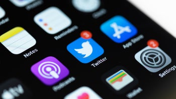 Twitter officially updates developer agreement banning third-party apps