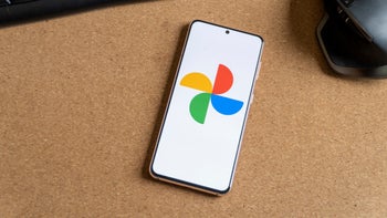 Google Photos app might always show RAW images in main Photos view